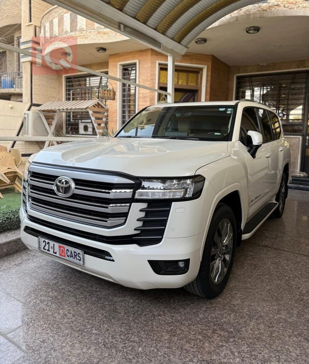 تويوتا لاندكروزر